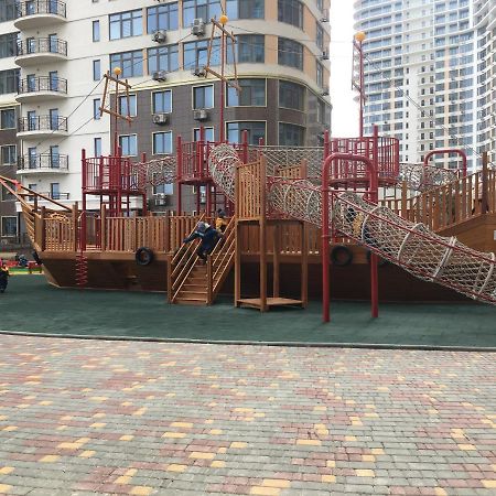 Apartamento Аркадия.Новая Квартира В 32 Жемчужине!!! Odesa Exterior foto
