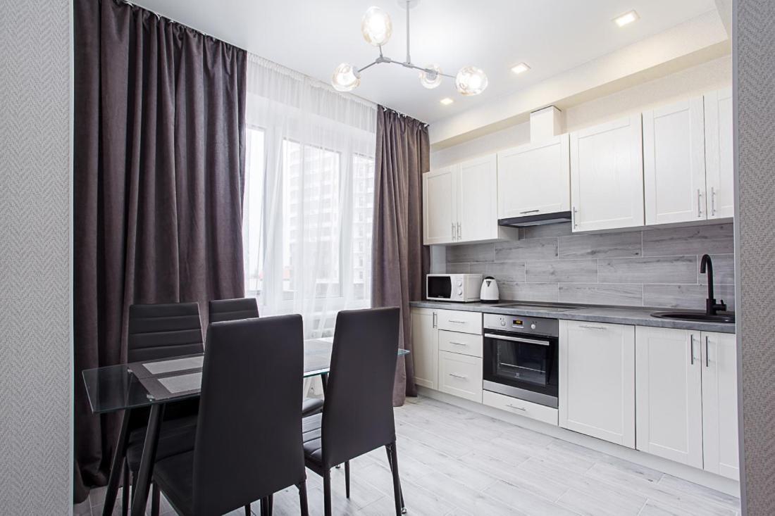 Apartamento Аркадия.Новая Квартира В 32 Жемчужине!!! Odesa Exterior foto