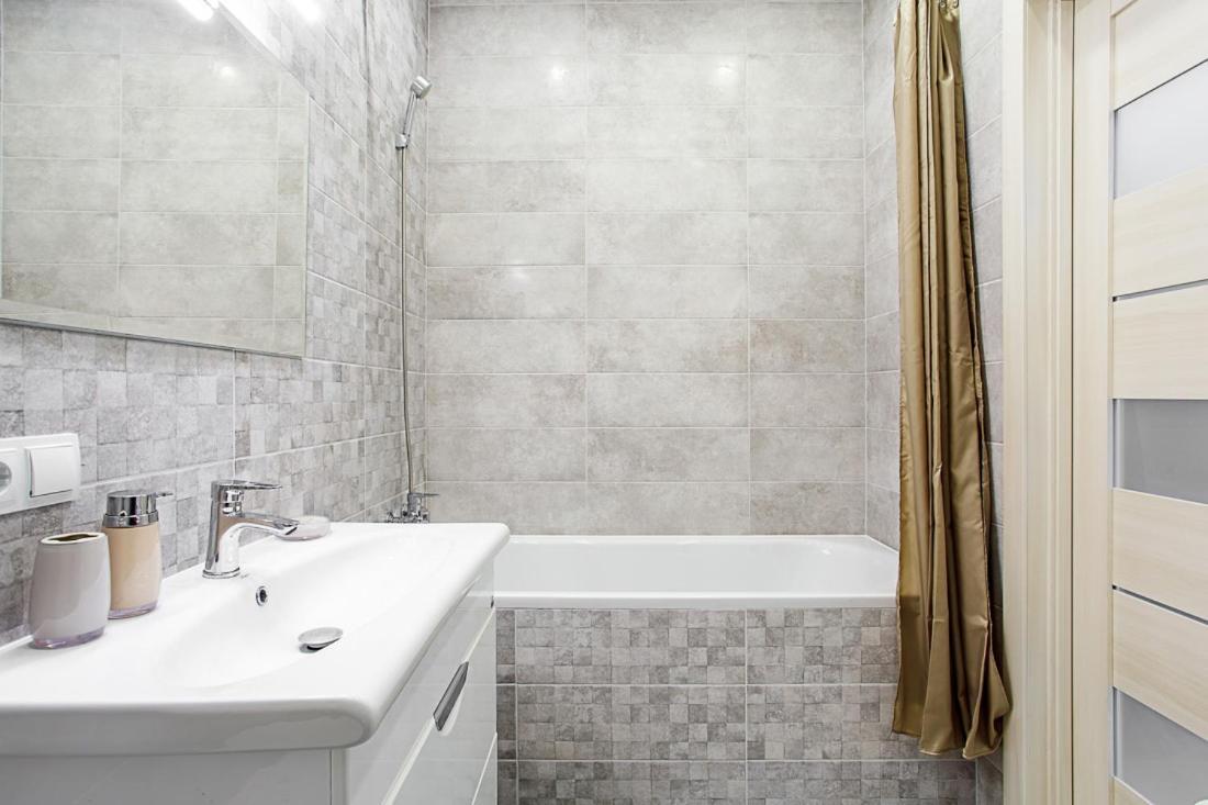 Apartamento Аркадия.Новая Квартира В 32 Жемчужине!!! Odesa Exterior foto